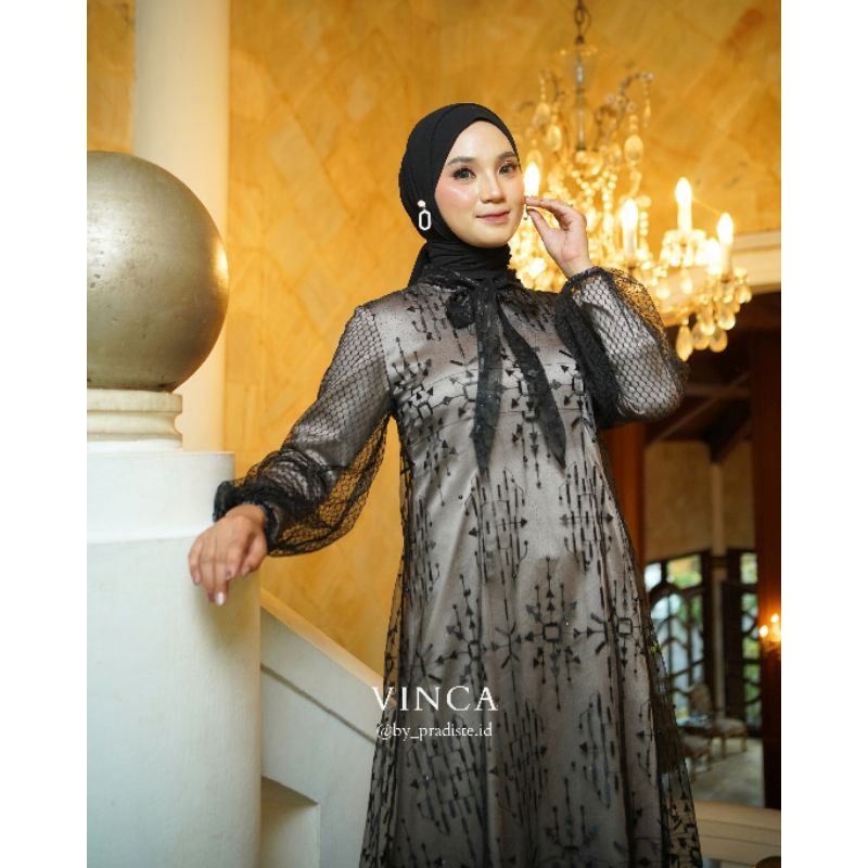 VINCA DRESS